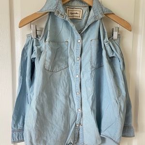 Shoulder-less Jean top